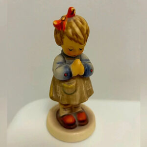 Vintage Goebel Porcelain Figurine Number 495 "Evening Prayer"